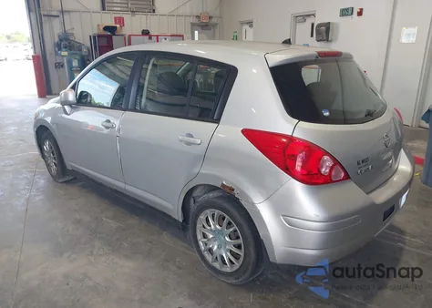 2008 Nissan Versa 1.8S z USA, uszkodzony, nr VIN 3N1BC13E68L395932